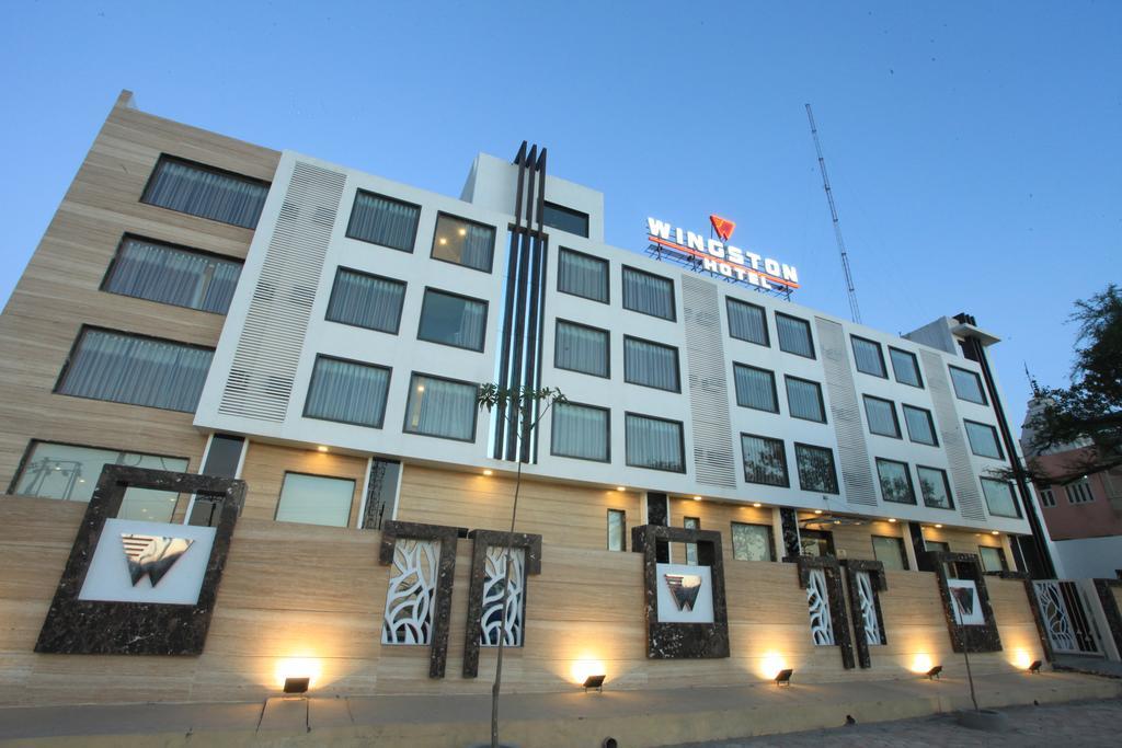 Wingston A Treehouse Hotel Goverdhan Radha Kund Ngoại thất bức ảnh