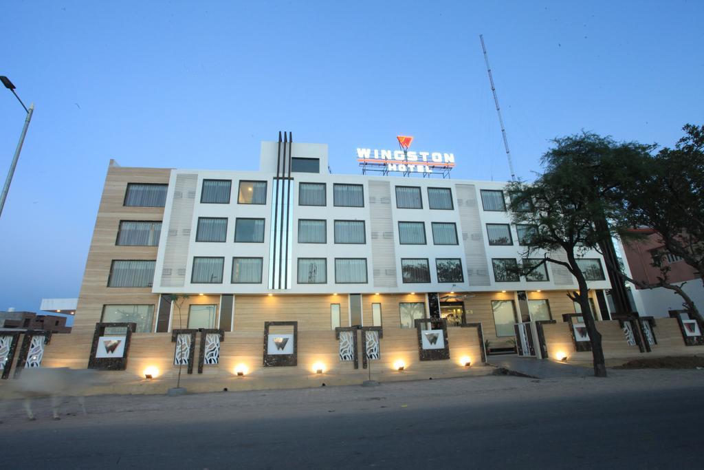 Wingston A Treehouse Hotel Goverdhan Radha Kund Ngoại thất bức ảnh
