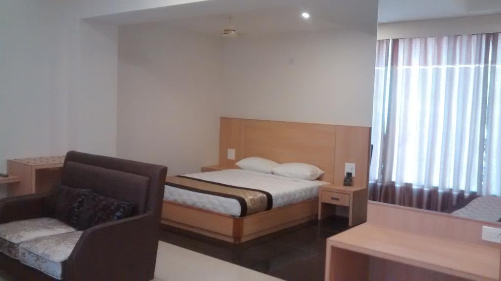 Wingston A Treehouse Hotel Goverdhan Radha Kund Ngoại thất bức ảnh